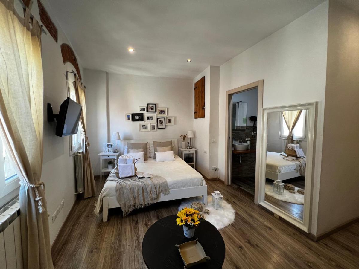 A Casa Di Anna Pensión Florencia